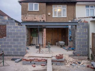 Prix extension maison, que change la structure choisie ?