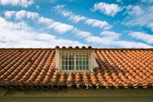 Réfection de toiture : ce qui fait varier le prix au m² d'un devis à l'autre Réfection de toiture : ce qui fait varier le prix au m² d'un devis à l'autre