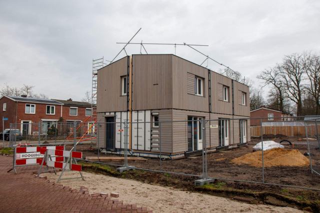 Pourquoi surélever sa maison coûte plus cher que l'agrandir au sol Pourquoi surélever sa maison coûte plus cher que l'agrandir au sol